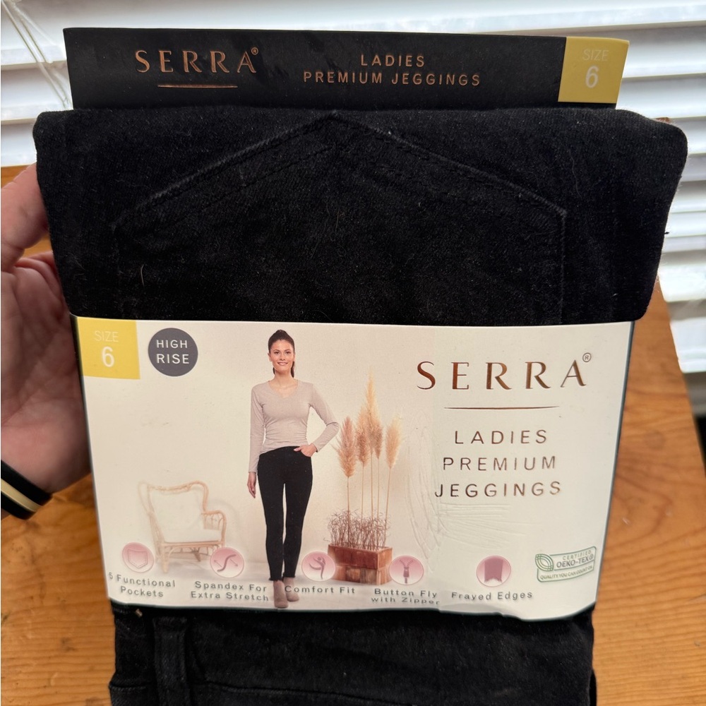 Serra Ladies High-Rise Black Jeggings